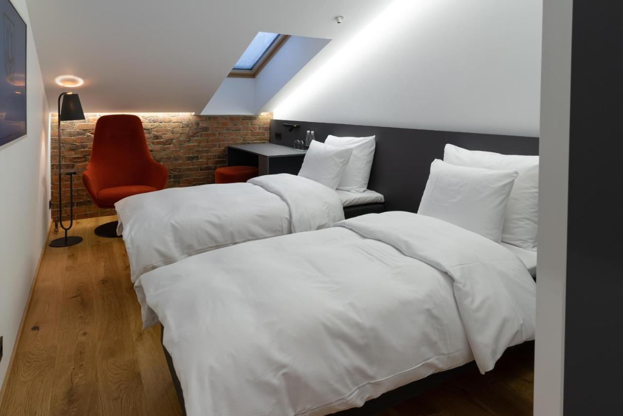 Dunten Hotel Tallin Exterior foto